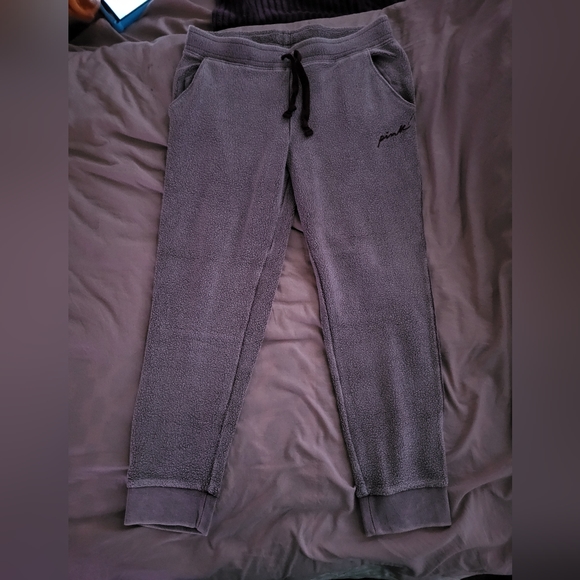Vs pink cozy jogger sweatpants, women's large. NWOT. - Picture 8 of 9